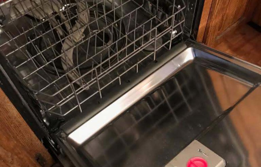 Dishwasher machine maintenance