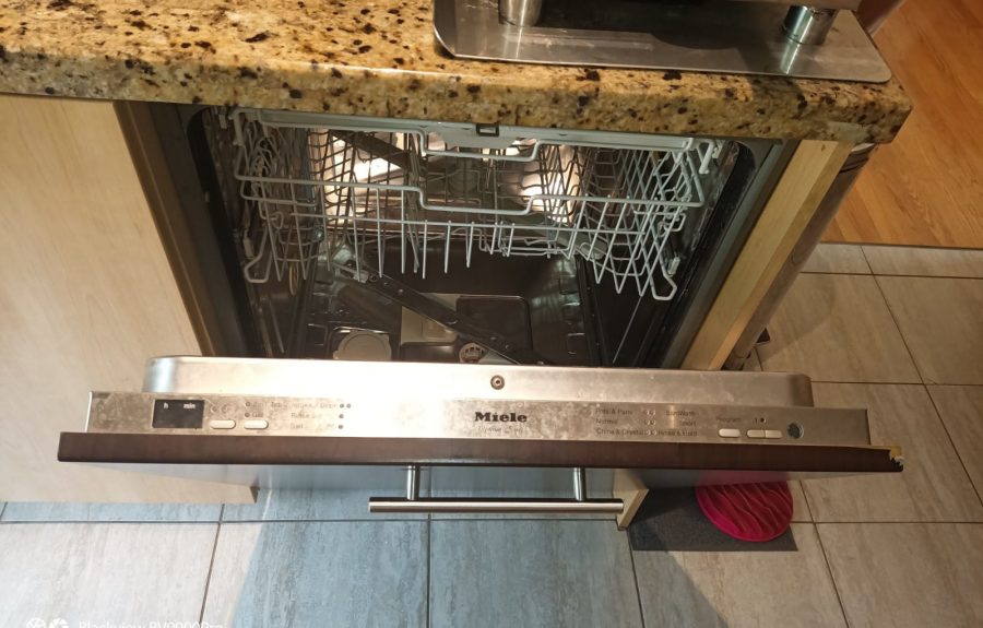 Dishwasher repair project in Nepean.